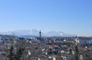 Villa kaufen in 83278 Traunstein, Exklusive Villa mit Dachterrasse und Blick über Traunstein - Naturpool, Bergpanorama, 390qm Wfl.