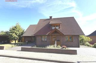 Haus kaufen in 49632 Essen, Zweifamilienhaus mit großem Grundstück in Essen (Oldenburg)