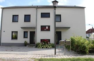 Haus kaufen in In Der Au, 85104 Pförring, Modernes Zweifamilienhaus mit Einliegerwohnung, Photovoltaik Welnessbereich-in Wackerstein