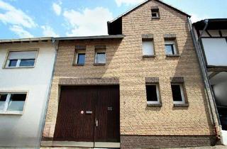 Bauernhaus kaufen in 53501 Grafschaft, Bauernhaus mit Hofanlage Innenhof mit großem Nebengebäude-Scheune Ausbaureserve Garage Garten