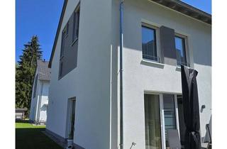 Haus mieten in 78048 Villingen-Schwenningen, Licht. Lage. Lebensfreude – Neues, modernes Reihenendhaus in ruhiger Toplage, Terrasse, bezugsfrei!