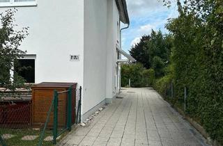 Wohnung kaufen in 82205 Gilching, Gilching - Exklusive DG Wohnung mit Kamin Balkon und Wohlfühlbad