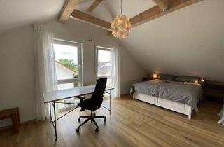Wohnung mieten in 82205 Gilching, WG Zimmer (ganzes Dachgeschoss) mit privatem Bad in DHH
