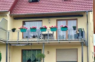 Wohnung mieten in Untere Gelänge, 07589 Saara, Sonnige 2-Raum-Terrassenwohnung mit EB-Küche + PKW Stellplatz