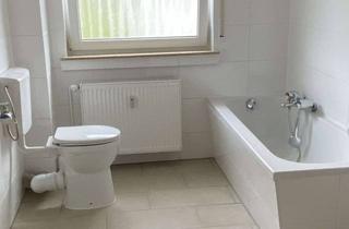 Wohnung mieten in Wingertshecke 14, 63694 Limeshain, Freundliche und modernisierte 3-Zimmer-Hochparterre-Wohnung mit Balkon in Limeshain-Hainchen