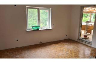 Wohnung mieten in Eisfelder Straße 72, 96486 Lautertal, Erstbezug nach Sanierung mit Balkon: Attraktive 4,5-Zimmer-Erdgeschosswohnung