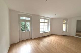 Wohnung mieten in Herderstr. 22, 07548 Gera, Top-sanierte 4-Raum-Wohnung mit Terrasse und EBK in Gera im Stadtzentrum