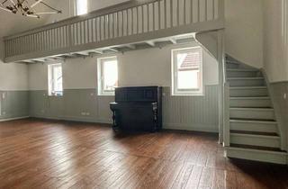 Wohnung mieten in 68642 Bürstadt, Charmante 3-Zimmer-Wohnung im historischen Tanzsaal