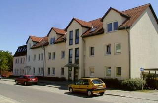 Wohnung mieten in Bahnhofstraße 19, 16259 Falkenberg, Charmante Dachgeschosswohnung in Falkenberg