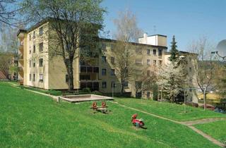 Wohnung mieten in Werrenwiesenstraße 40, 73525 Schwäbisch Gmünd, Schöne 2,5-Zimmer-Wohnung mit Balkon zu vermieten - ab 1.9.25 frei!!