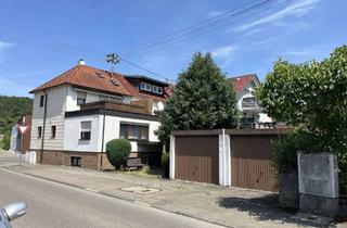 Einfamilienhaus kaufen in 71134 Aidlingen, RESERVIERT: Aidlingen: Einfamilienhaus mit Garten und 2 Garagen