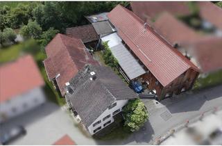 Haus kaufen in 94486 Osterhofen, ***EXKLUSIV***Zwei Altbauhäuser im Ortskern mit direktem Vilszugang