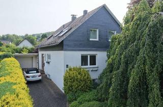 Einfamilienhaus kaufen in 57299 Burbach, Wohntraum in Burbach - Einfamilienhaus mit herrlichem Grundstück