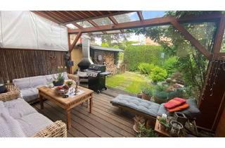 Reihenhaus kaufen in 78467 Konstanz, BEZUGSFREI: Platz für die ganze Familie: 6,5 Zimmer, Gartenidylle & beheizter Wintergarten.