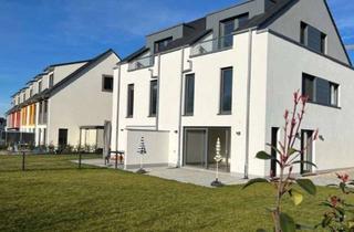 Haus mieten in Am Kirschgarten 35, 61352 Bad Homburg, Luxuriöse Doppelhaushälfte mit Garten, Garage und EBK