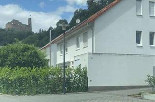 Haus mieten in 69469 Weinheim, Geräumige, vollst. renovierte 5-Raum-Doppelhaushälfte mit geh. Innenausstattung und EBK in Weinheim