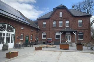 Haus mieten in Burgstraße, 58730 Fröndenberg, Alleinlage trifft Möglichkeiten – Exklusives Wohnhaus mit Option für Gastronomie, Werkstatt oder Tie