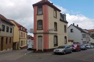 Anlageobjekt in 66953 Pirmasens, Sanierungspaket: 9 Interessante Wohneinheiten (2 MFH, 3 Reihenhäuser)in Pirmasens