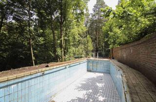 Grundstück zu kaufen in 70184 Süd, Exklusives Gartengrundstück mit Pool & Terrasse in begehrter Lage von Stuttgart