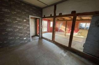 Gewerbeimmobilie kaufen in 31249 Hohenhameln, Vielseitige Immobilie mit Gewerbepotenzial in Hohenhameln