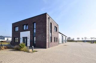 Gewerbeimmobilie kaufen in 26169 Friesoythe, Moderne Gewerbeimmobilie mit großzügigem Grundstück in Friesoythe-Gehlenberg