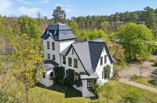 Villa kaufen in 15528 Spreenhagen, Historische Turmvilla in Spreenhagen sucht neuen Eigentümer zur Vollendung