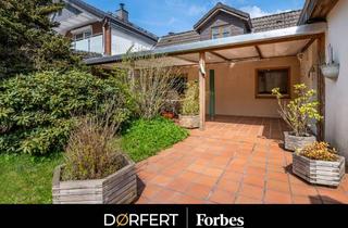 Doppelhaushälfte kaufen in 22844 Norderstedt, Solide Doppelhaushälfte mit großem Garten und viel Gestaltungsspielraum in Stadtparknähe