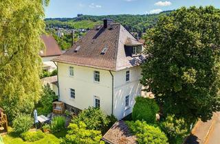 Villa kaufen in 57518 Betzdorf, Hübsche, kleine "Stadtvilla" mit tollem Garten! Stilvoll Wohnen in herrlicher Wohnlage am Molzberg!