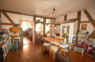 Haus kaufen in 64646 Heppenheim, Liebhaberobjekt - Fachwerkhaus mit vielen Optionen