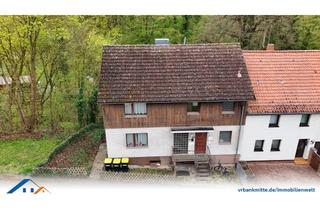 Haus kaufen in 37434 Gieboldehausen, Attraktives Renditeobjekt bestehend aus drei Wohneinheiten mit Potential!