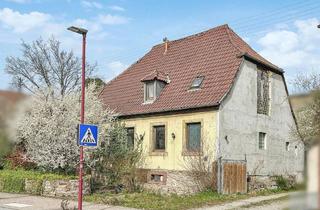 Haus kaufen in 76676 Graben-Neudorf, Sanierungsobjekt für Investoren und Handwerker: Zwei Gebäude auf großem Grundstück in Graben-Neudorf