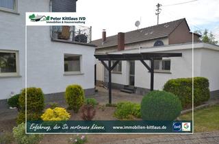 Wohnung mieten in 53639 Königswinter, Königswinter-Stieldorf: gepflegte 4 Zimmer Erdgeschosswohnung mit großer Terrasse und 2 Stellplätzen