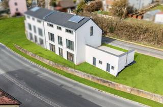 Doppelhaushälfte kaufen in 90613 Großhabersdorf, Modernes Wohnen direkt am Naturbad – neuwertige Doppelhaushälfte mit Stil in Großhabersdorf