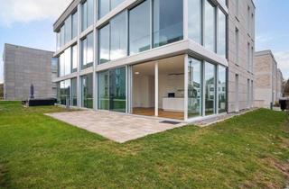 Wohnung kaufen in 61231 Bad Nauheim, Lichtdurchflutete 4-Zimmer-Eigentumswohnung mit Gartenanteil