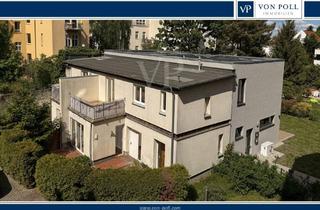 Haus kaufen in 13156 Berlin, Charmantes Stadthaus mit Garten und Balkon in grüner Lage von Niederschönhausen