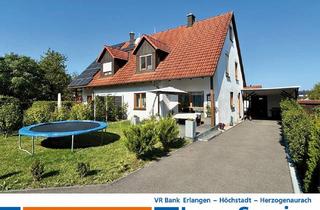Doppelhaushälfte kaufen in 91350 Gremsdorf, Familienfreundliche moderne Doppelhaushälfte in ruhiger Lage