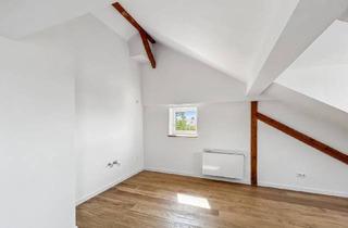 Wohnung kaufen in 82110 Germering, 2-Zi.-DG-ETW mit Süd-West-Dachterrasse und Bergblick in Germering