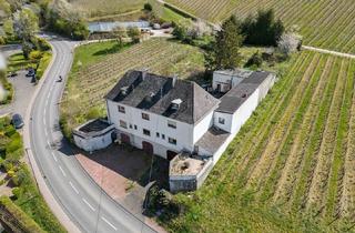 Haus kaufen in 54457 Wincheringen, Investitionsobjekt in Bestlage von Wincheringen – 3 freistehende Reihenhäuser mit großem Potenzial