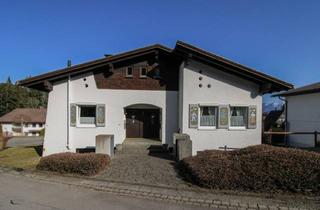 Mehrfamilienhaus kaufen in 88179 Oberreute, Allgäu-Charme: MFH mit 3 leerstehenden Einheiten und Top-Potenzial