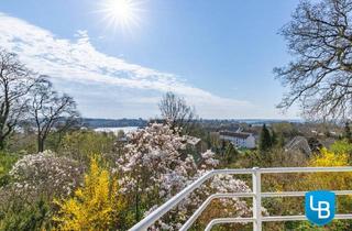 Einfamilienhaus kaufen in 24306 Plön, Einzigartiger Logenplatz in Plön! Atemberaubender Weitblick über die Stadt auf die umliegenden Seen