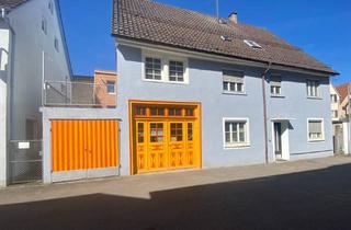 Einfamilienhaus kaufen in 88400 Biberach, Haus mit Potenzial für Handwerker oder Bauträger – ca. 200 m² Wohnfläche möglich