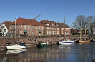 Wohnung kaufen in 26434 Wangerland, PROVISIONSFREI: Exklusive Dachgeschosswohnung mit Weitblick – Toplage am Alten Hafen in Hooksiel