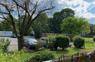 Wohnung kaufen in 24537 Neumünster, *Tolle Lage, riesiger Keller und große Garage, diese ETW muss man einfach haben !!!*