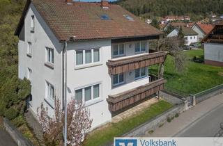 Haus kaufen in 72393 Burladingen, Großzügiges Zweifamilienhaus mit Garten + Garage!