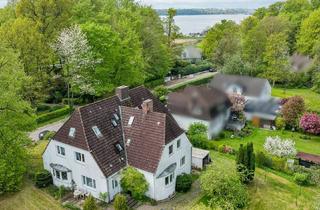 Villa kaufen in 24226 Heikendorf, Mehrfamilienhaus in exponierter Lage von Heikendorf-Kitzeberg