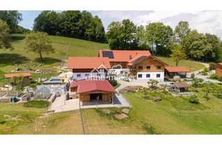 Immobilie kaufen in 94065 Waldkirchen, Exklusive Hofstelle - Bauernhof in Alleinlage - für Pferde- oder sonstige Tierhaltung