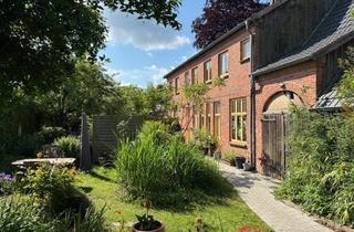 Garagen kaufen in 23858 Feldhorst, Vermietetes Mehrfamilienhaus