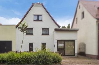 Einfamilienhaus kaufen in 04617 Treben, Reizvolles Einfamilienhaus mit Modernisierungspotential in ruhiger Lage von Treben
