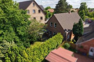 Doppelhaushälfte kaufen in 26524 Hage, SOLIDE DOPPELHAUSHÄLFTE IM HERZEN VON HAGE - MIT GARTEN UND CARPORT.