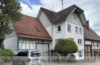 Bauernhaus kaufen in 72250 Freudenstadt, Familienidyll mit Geschichte – großzügiges Wohnhaus mit ELW in Freudenstadt-Wittlensweiler